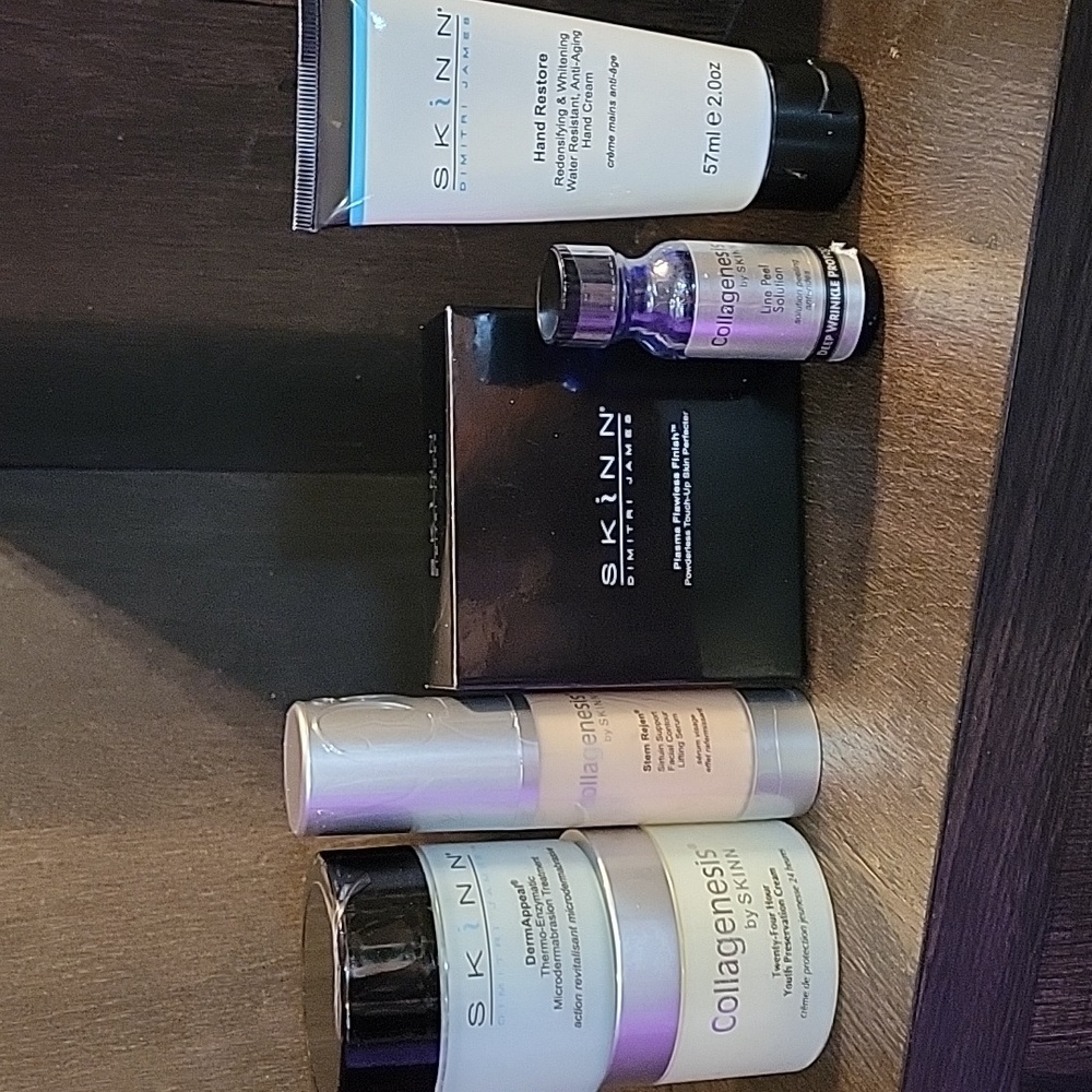 Brand new Skinn skin care 6 PC asst